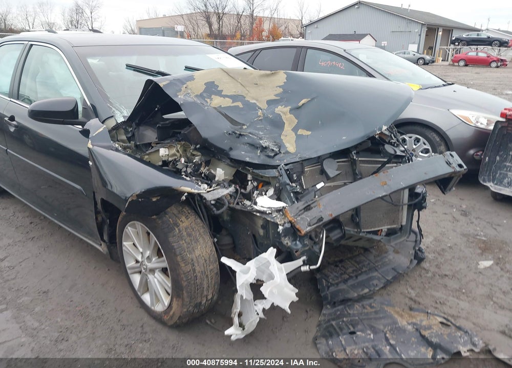 2014 TOYOTA CAMRY HYBRID XLE VIN: 4T1BD1FK8EU123245