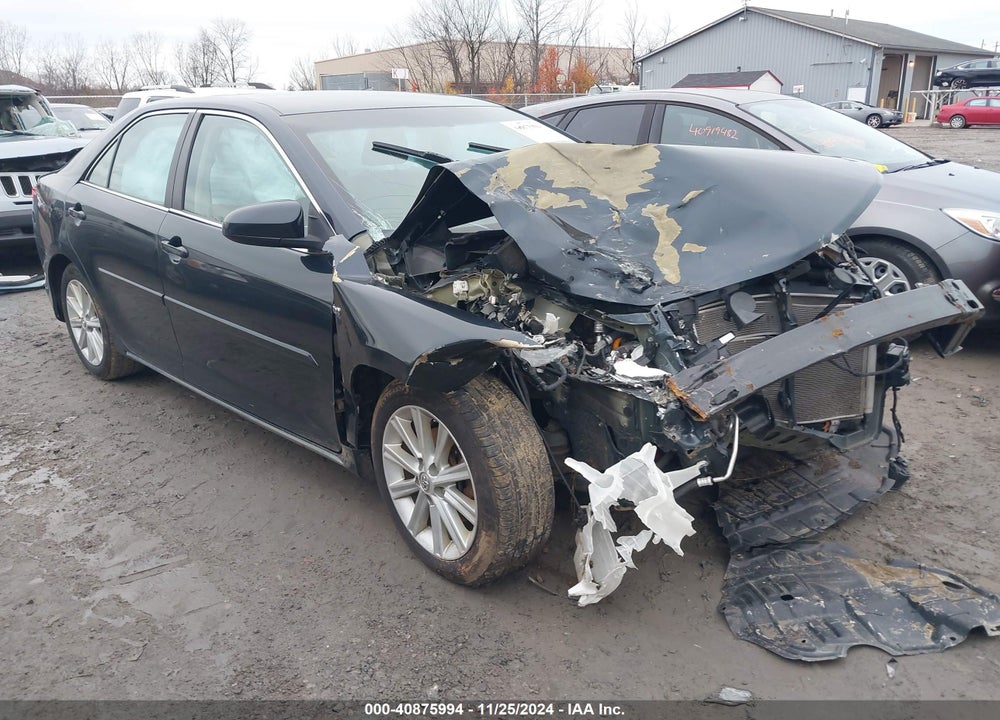 2014 TOYOTA CAMRY HYBRID XLE VIN: 4T1BD1FK8EU123245