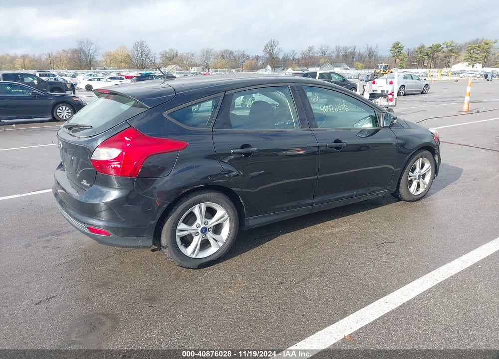 2014 FORD FOCUS SE VIN: 1FADP3K21EL404692