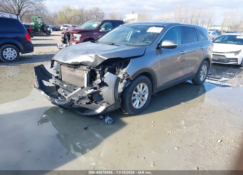 2019 KIA SORENTO 3.3L LX VIN: 5XYPGDA59KG528452