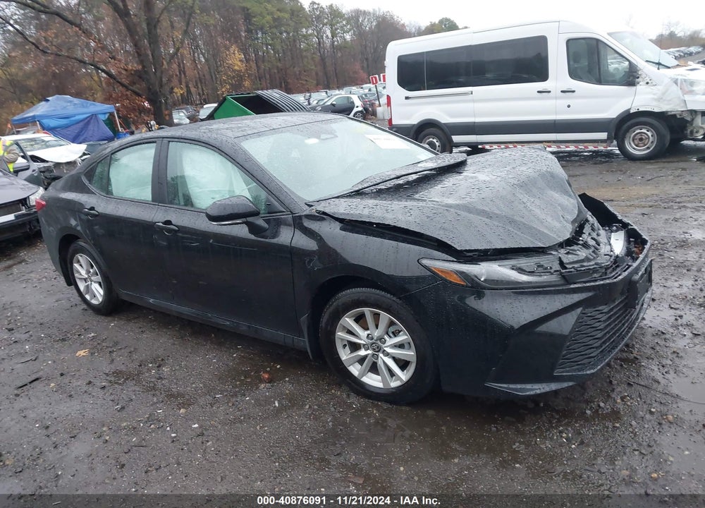 2025 TOYOTA CAMRY LE VIN: 4T1DBADK8SU508561