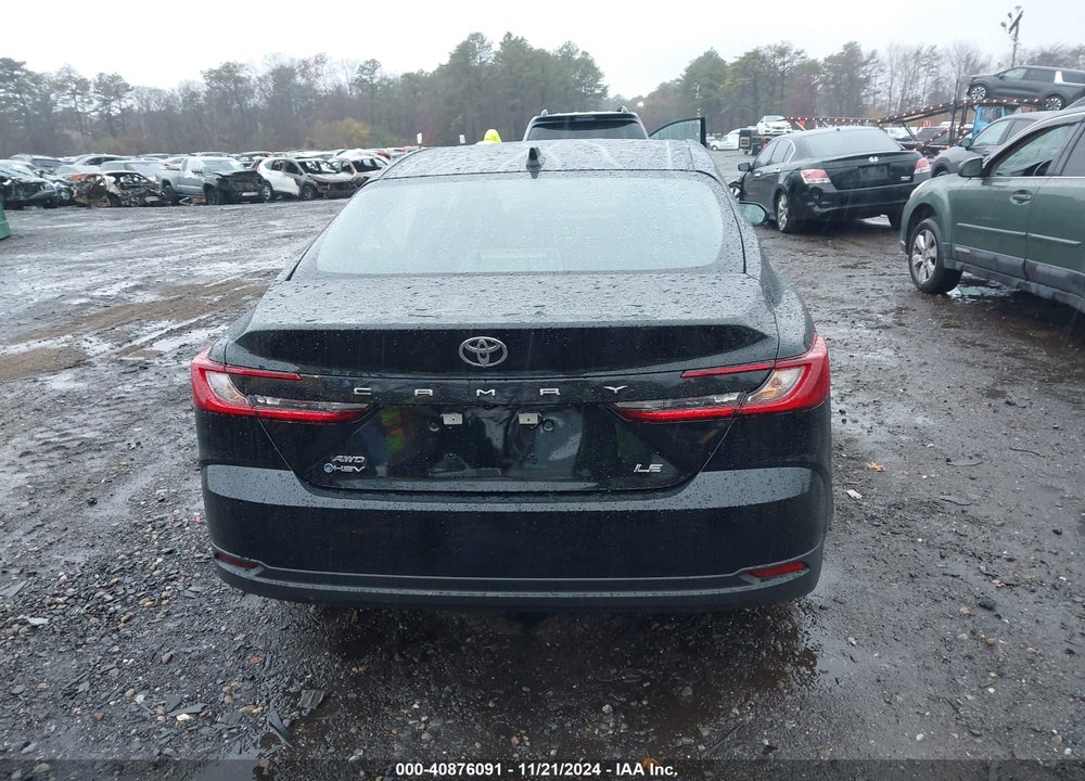 2025 TOYOTA CAMRY LE VIN: 4T1DBADK8SU508561