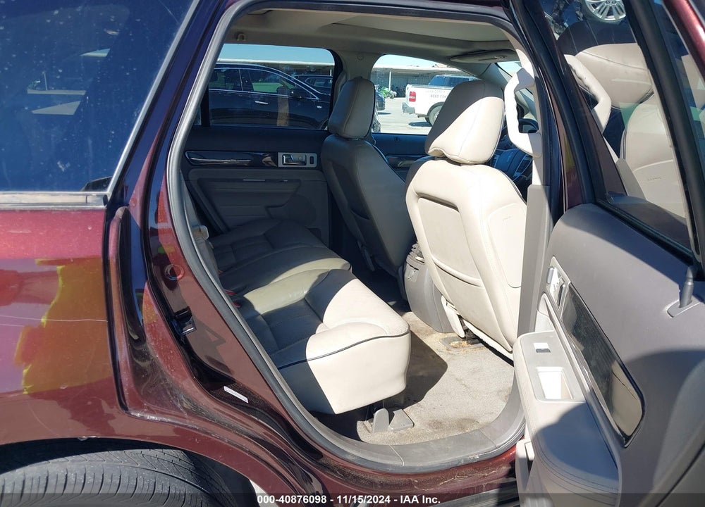 2009 LINCOLN MKX VIN: 2LMDU88C19BJ04706