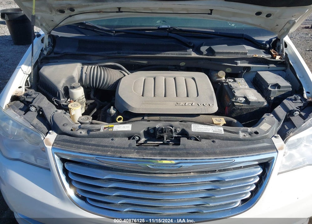 2013 CHRYSLER TOWN & COUNTRY TOURING VIN: 2C4RC1BG0DR585009