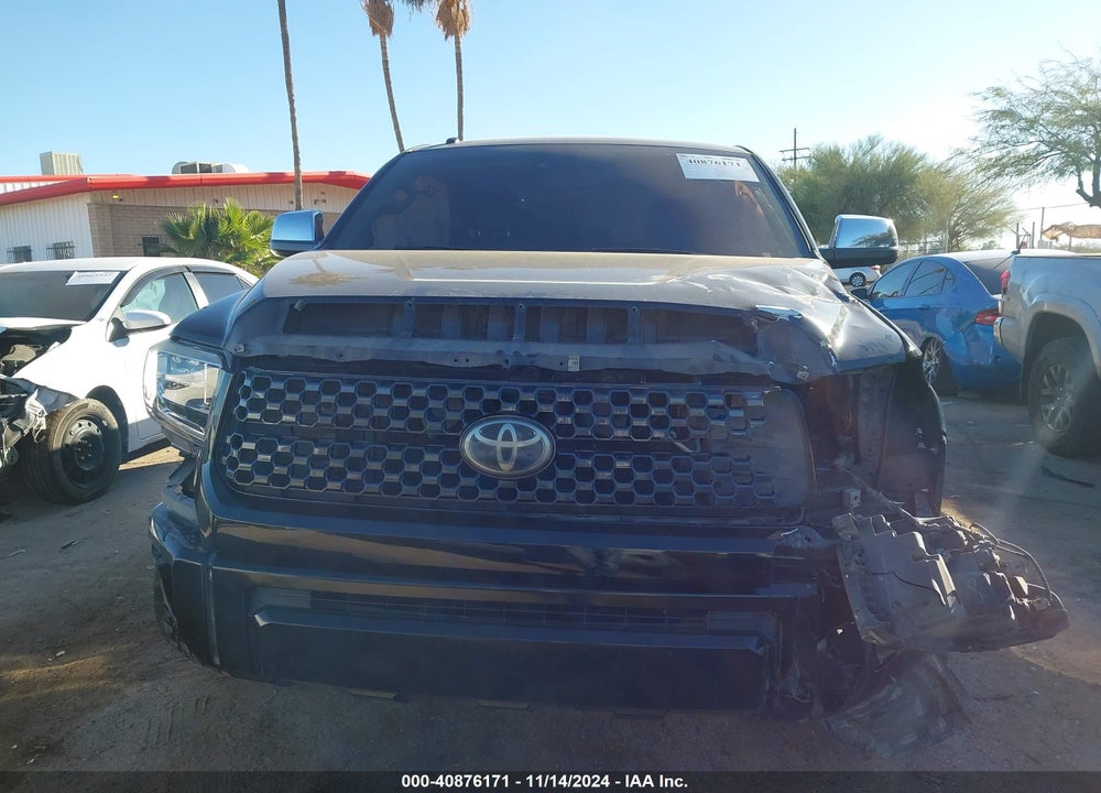 2019 TOYOTA TUNDRA PLATINUM 5.7L V8 VIN: 5TFAY5F18KX804194