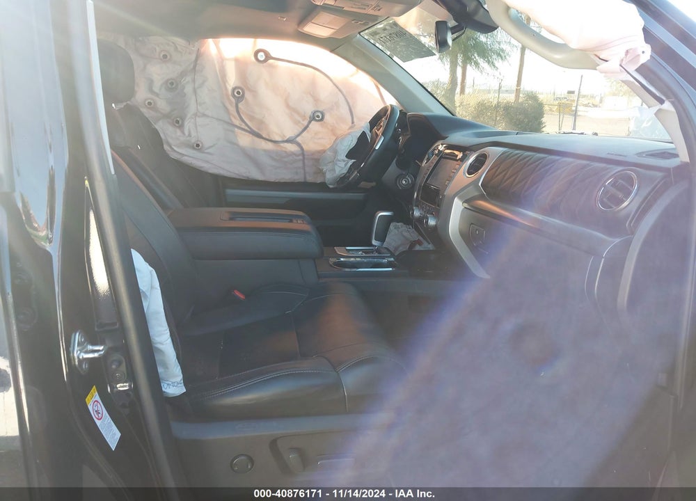 2019 TOYOTA TUNDRA PLATINUM 5.7L V8 VIN: 5TFAY5F18KX804194