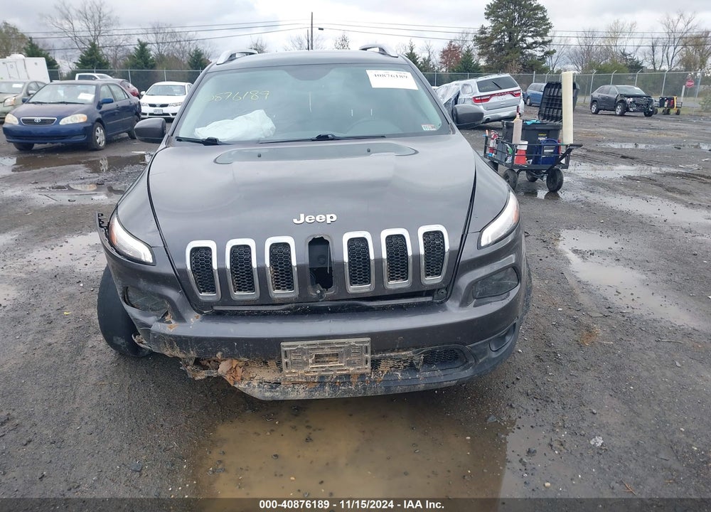 2017 JEEP CHEROKEE LATITUDE FWD VIN: 1C4PJLCB1HW559530
