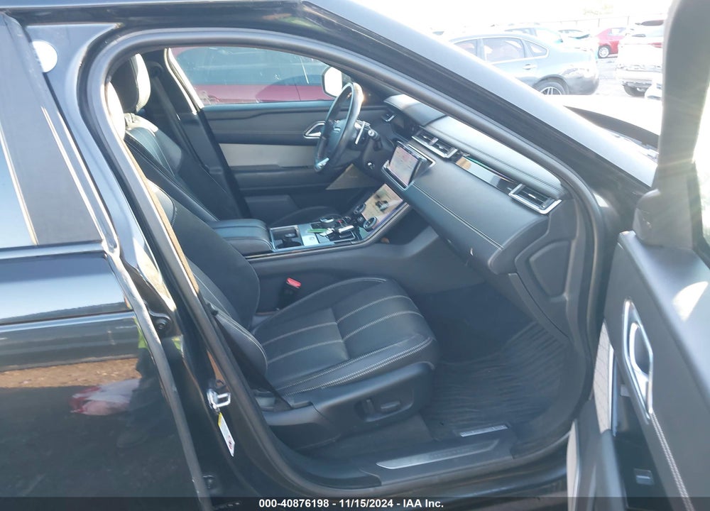 2018 LAND ROVER RANGE ROVER VELAR D180 SE R-DYNAMIC VIN: SALYL2RNXJA736873