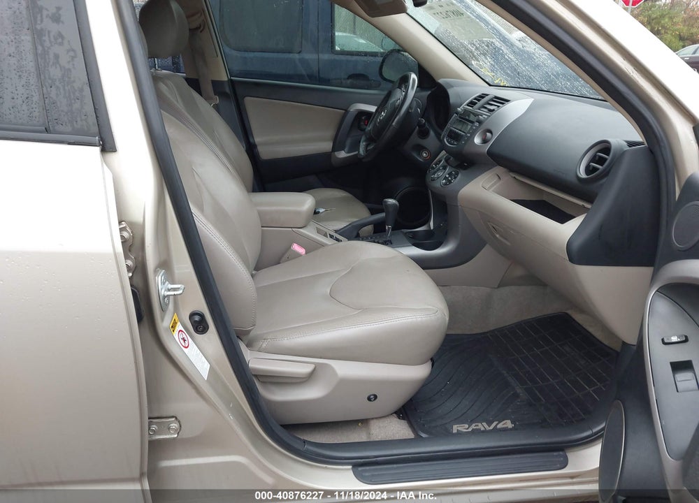 2006 TOYOTA RAV4 LIMITED V6 VIN: JTMBK31V465001923