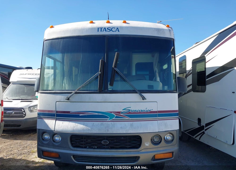 2000 FORD F550 SUPER DUTY STRIPPED CHASS VIN: 1FCNF53S1Y0A09235