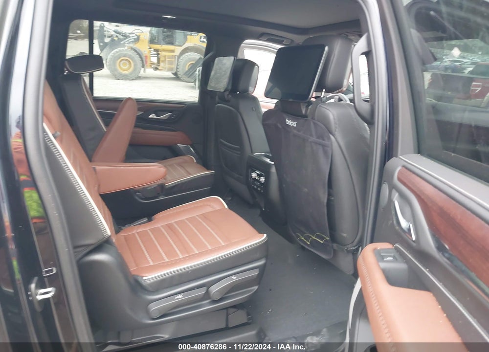 2024 GMC YUKON XL 4WD DENALI ULTIMATE VIN: 1GKS2KKL7RR282513
