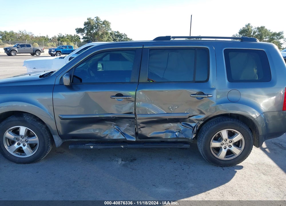 2010 HONDA PILOT EX-L VIN: 5FNYF3H5XAB013635