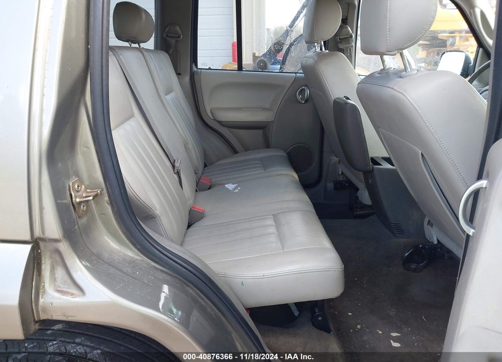 2005 JEEP LIBERTY LIMITED EDITION VIN: 1J4GK58K15W642138