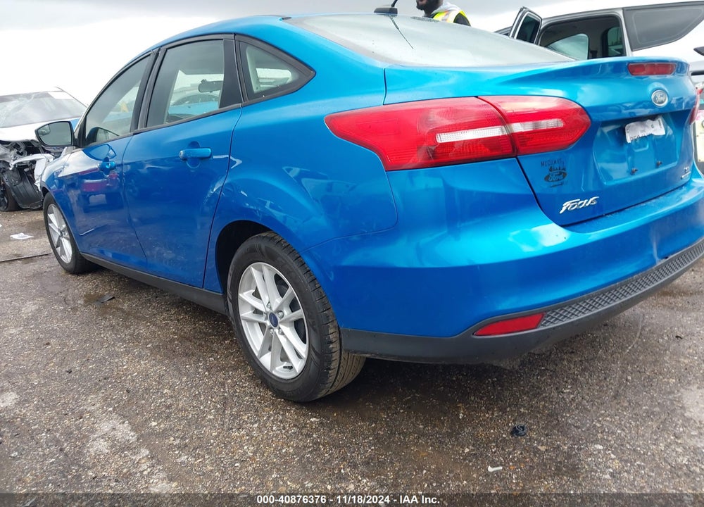 2015 FORD FOCUS SE VIN: 1FADP3F25FL203731