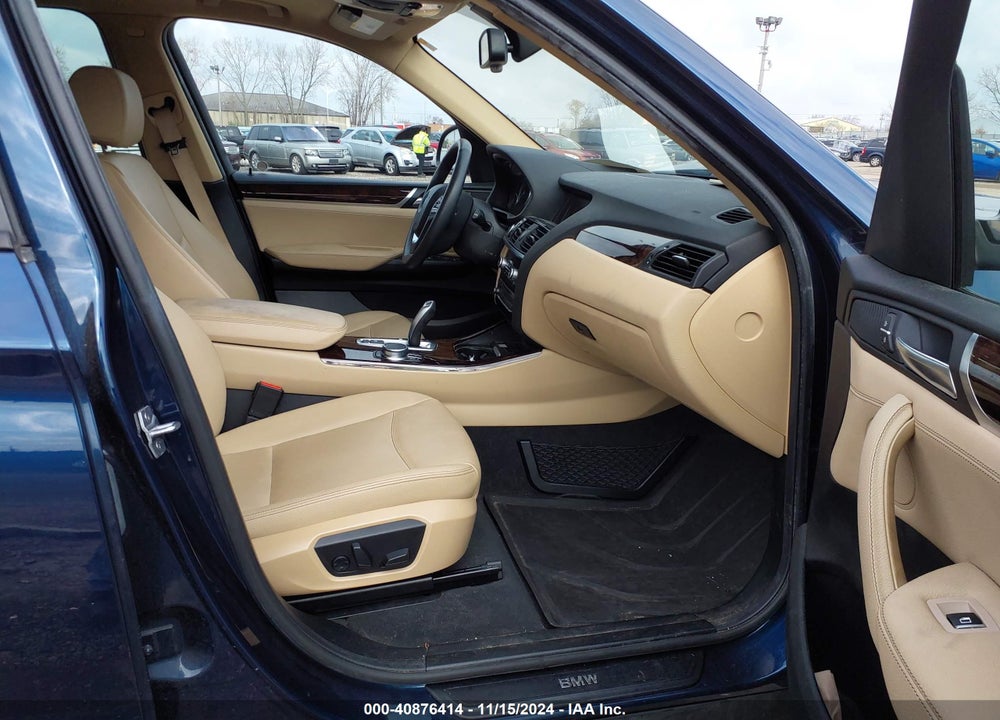 2017 BMW X3 XDRIVE28I VIN: 5UXWX9C5XH0T14489