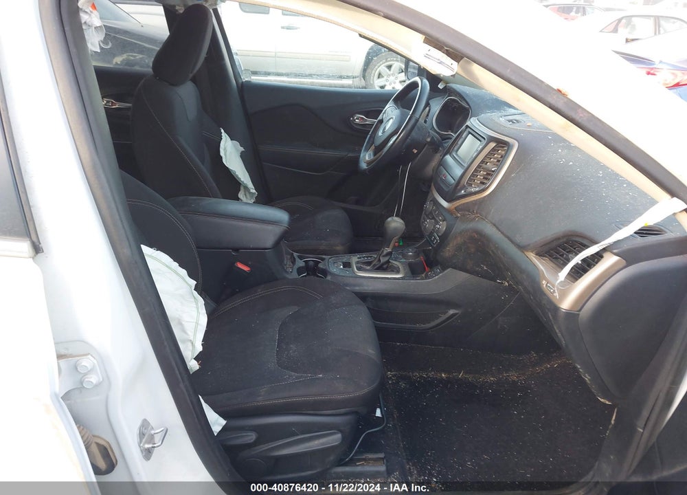 2016 JEEP CHEROKEE LATITUDE VIN: 1C4PJMCB1GW187496