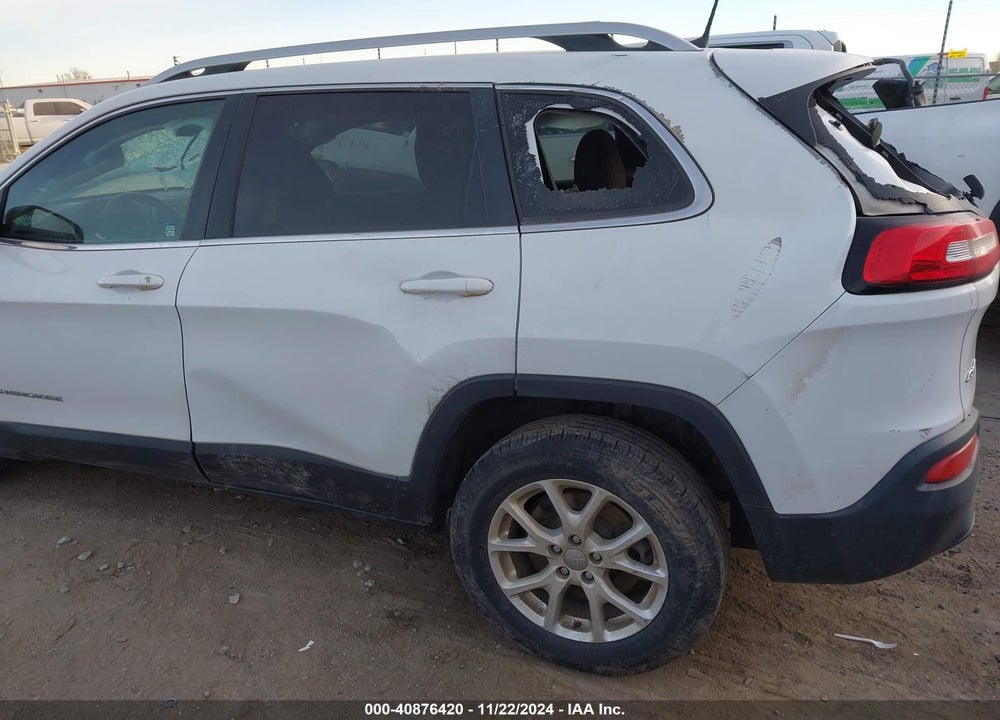 2016 JEEP CHEROKEE LATITUDE VIN: 1C4PJMCB1GW187496