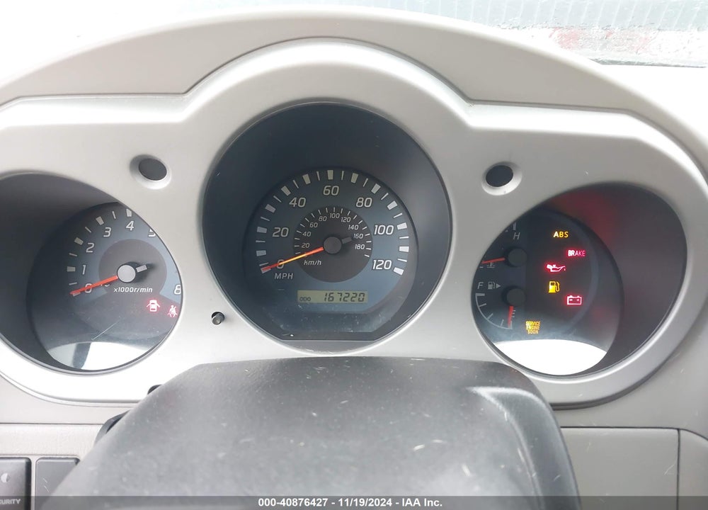 2002 NISSAN XTERRA SE VIN: 5N1ED28Y22C573639