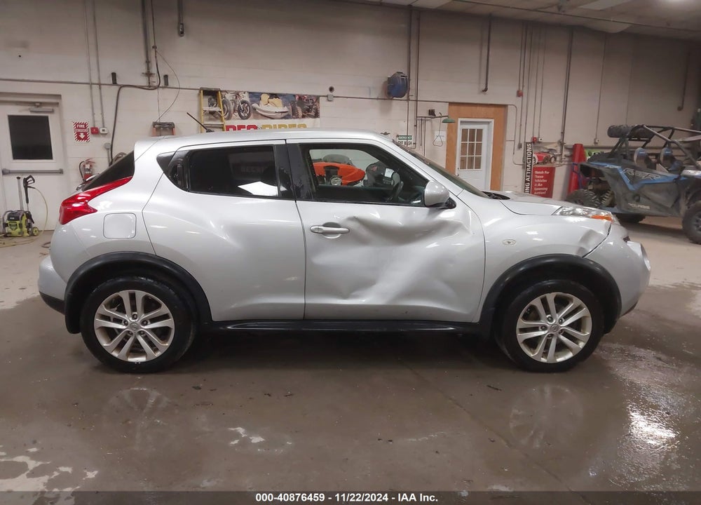 2014 NISSAN JUKE S VIN: JN8AF5MV3ET481121