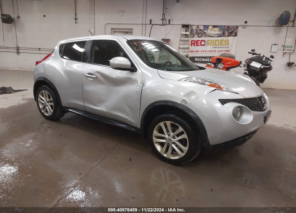 2014 NISSAN JUKE S VIN: JN8AF5MV3ET481121