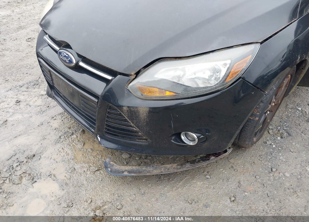 2014 FORD FOCUS SE VIN: 1FADP3F23EL352931