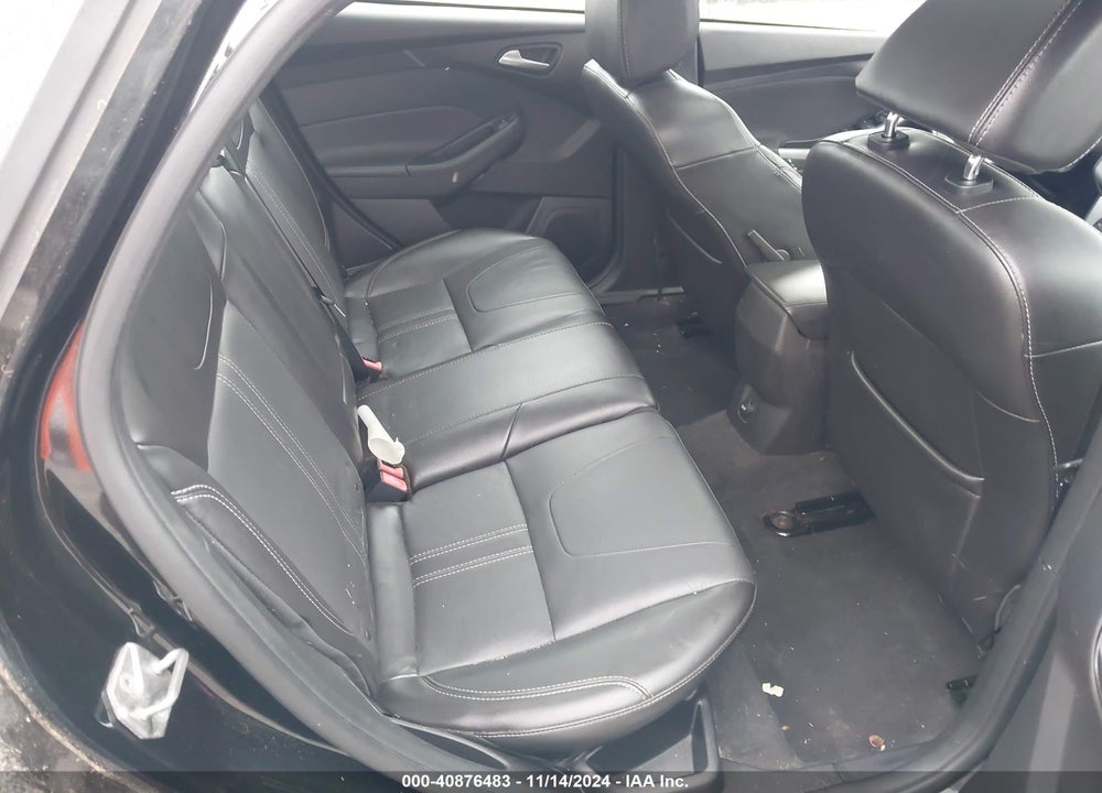 2014 FORD FOCUS SE VIN: 1FADP3F23EL352931