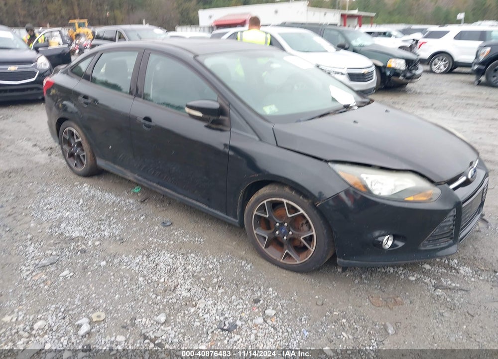 2014 FORD FOCUS SE VIN: 1FADP3F23EL352931
