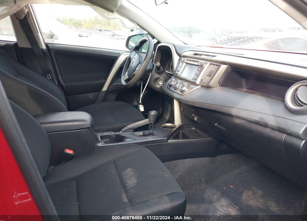 2015 TOYOTA RAV4 LE VIN: 2T3BFREV0FW272648