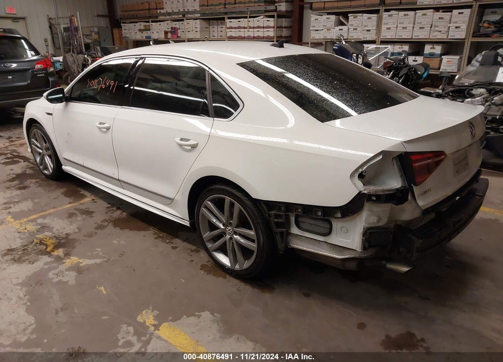 2017 VOLKSWAGEN PASSAT VIN: 1VWDT7A34HC068478