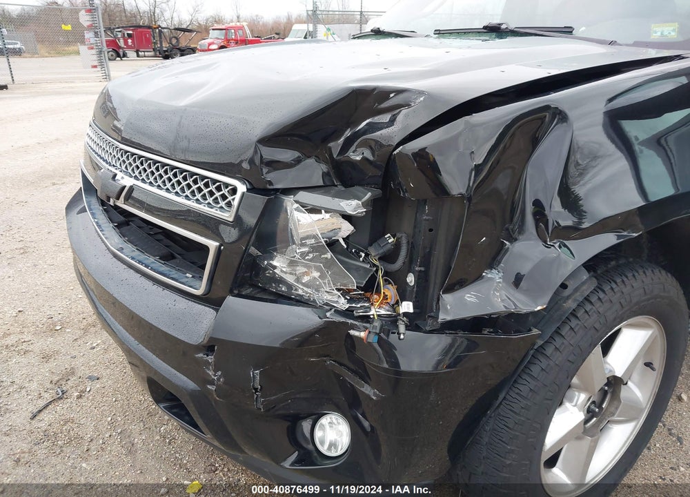 2013 CHEVROLET SUBURBAN 1500 LTZ VIN: 1GNSKKE72DR123456
