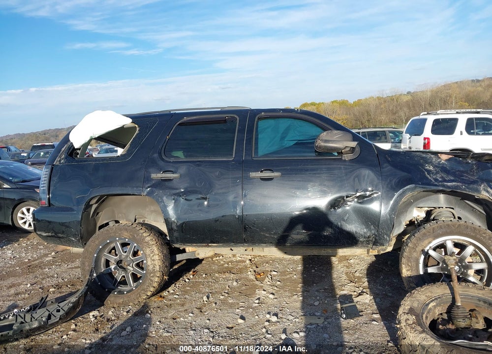 2010 CHEVROLET TAHOE LS VIN: 1GNUKAE07AR290574