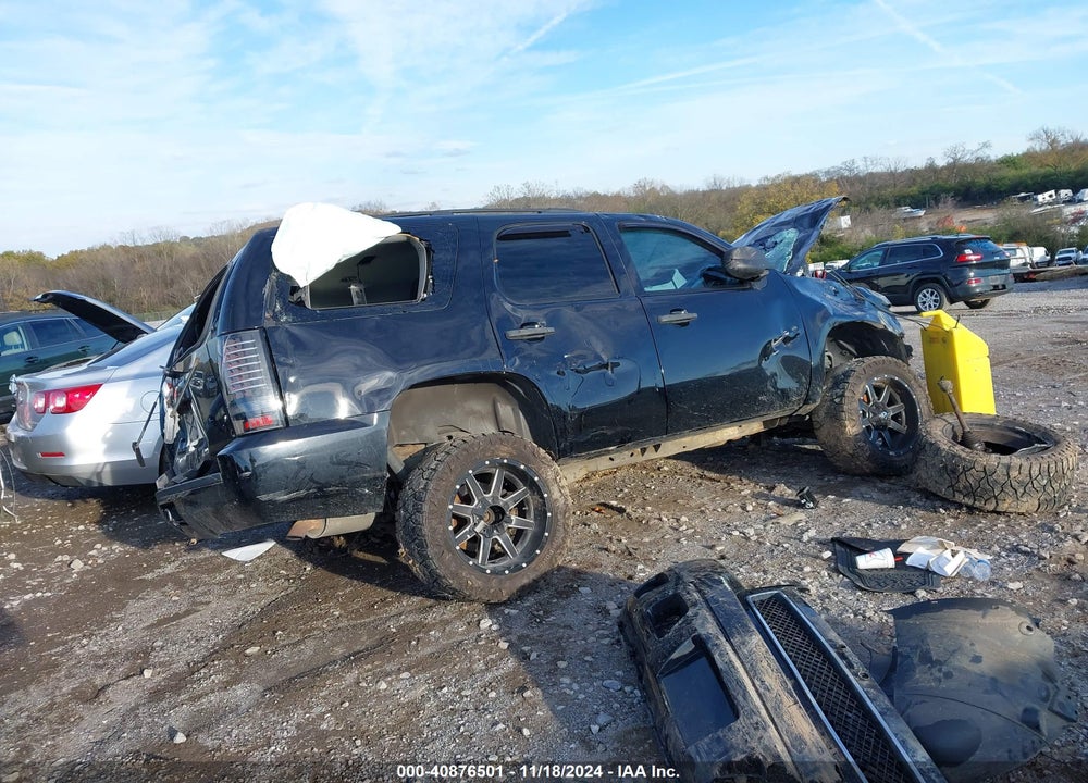 2010 CHEVROLET TAHOE LS VIN: 1GNUKAE07AR290574