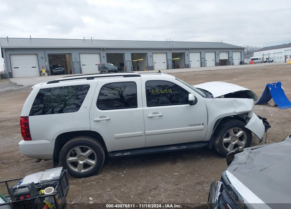 2008 CHEVROLET TAHOE LT VIN: 1GNFK13098J160218