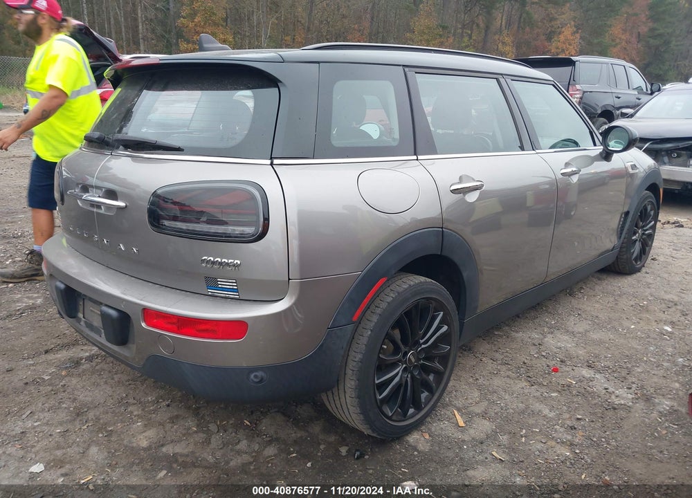 2016 MINI CLUBMAN COOPER VIN: WMWLN5C52G2E29576