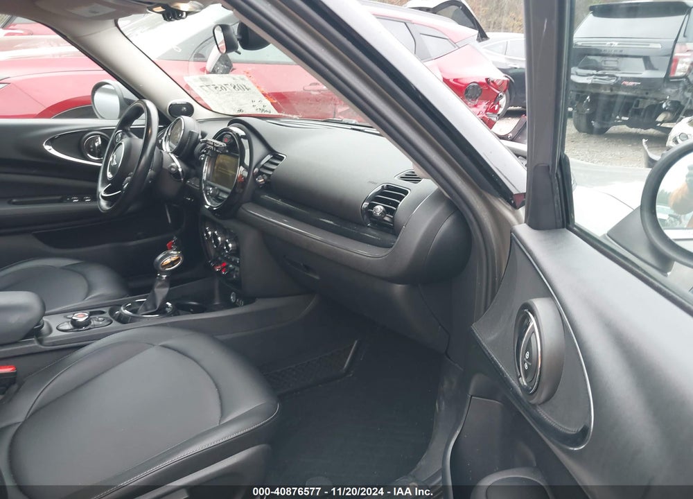 2016 MINI CLUBMAN COOPER VIN: WMWLN5C52G2E29576