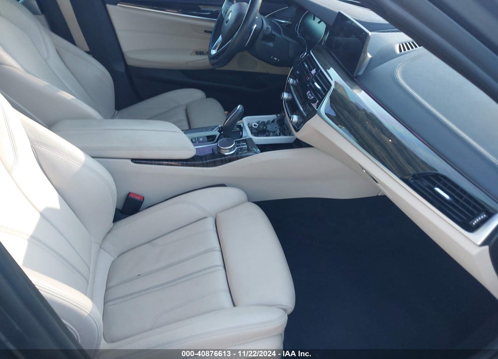 2018 BMW 540I VIN: WBAJE5C58JWA93830