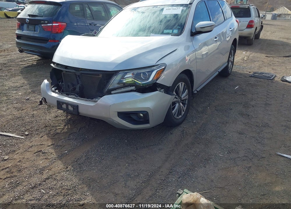 2019 NISSAN PATHFINDER SV VIN: 5N1DR2MM1KC638979