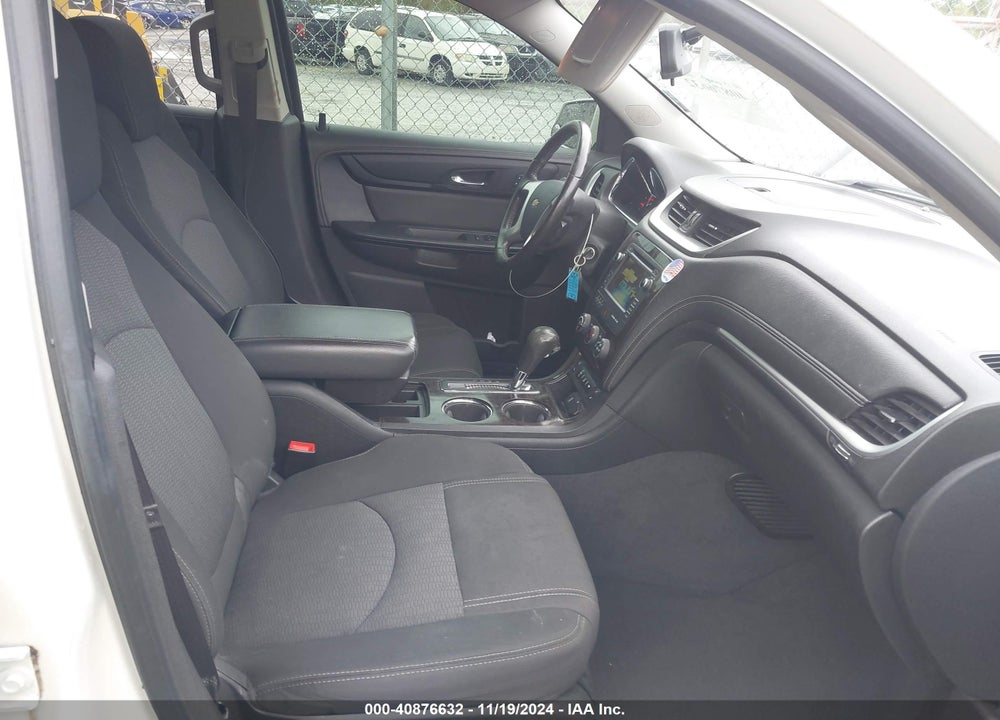 2015 CHEVROLET TRAVERSE 1LT VIN: 1GNKRGKD2FJ278108