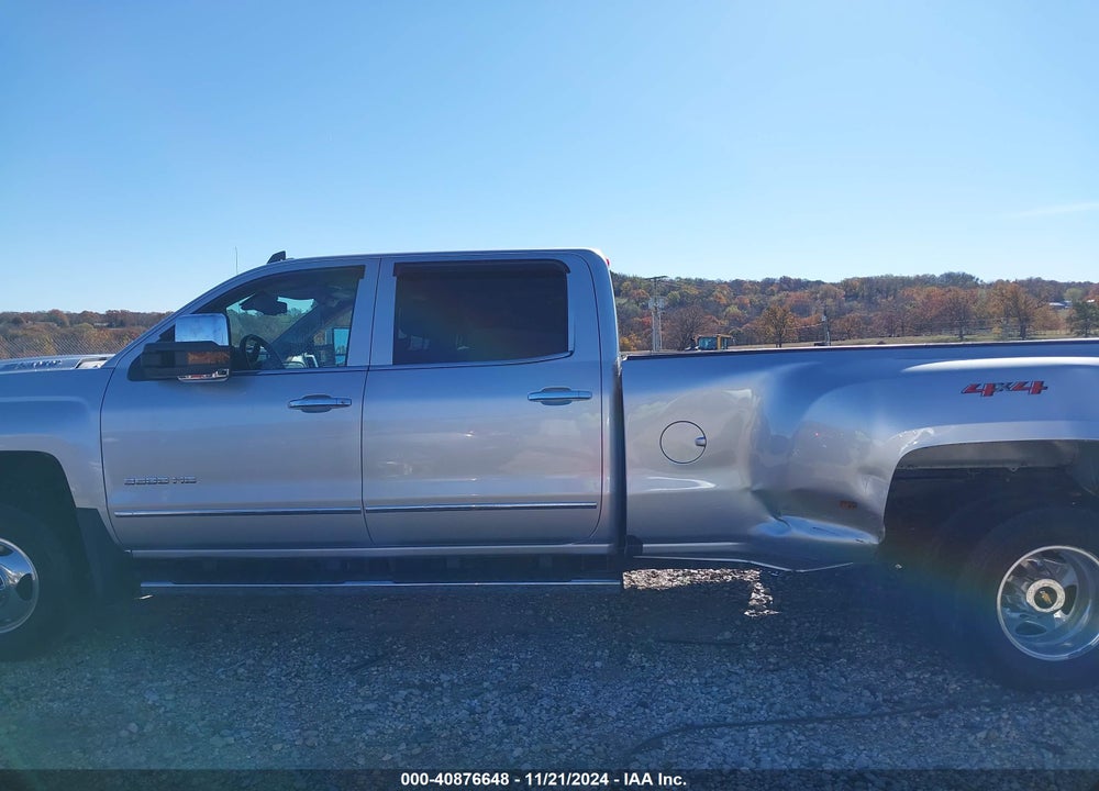 2018 CHEVROLET SILVERADO 3500HD LTZ VIN: 1GC4K0EY0JF150327