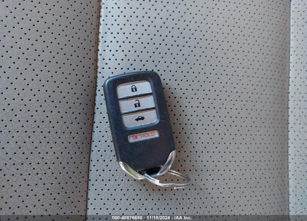 2013 HONDA ACCORD EX-L VIN: 1HGCR2F85DA261590