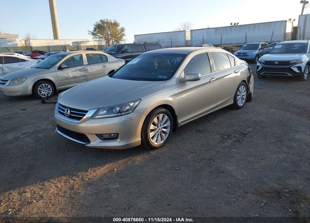 2013 HONDA ACCORD EX-L VIN: 1HGCR2F85DA261590