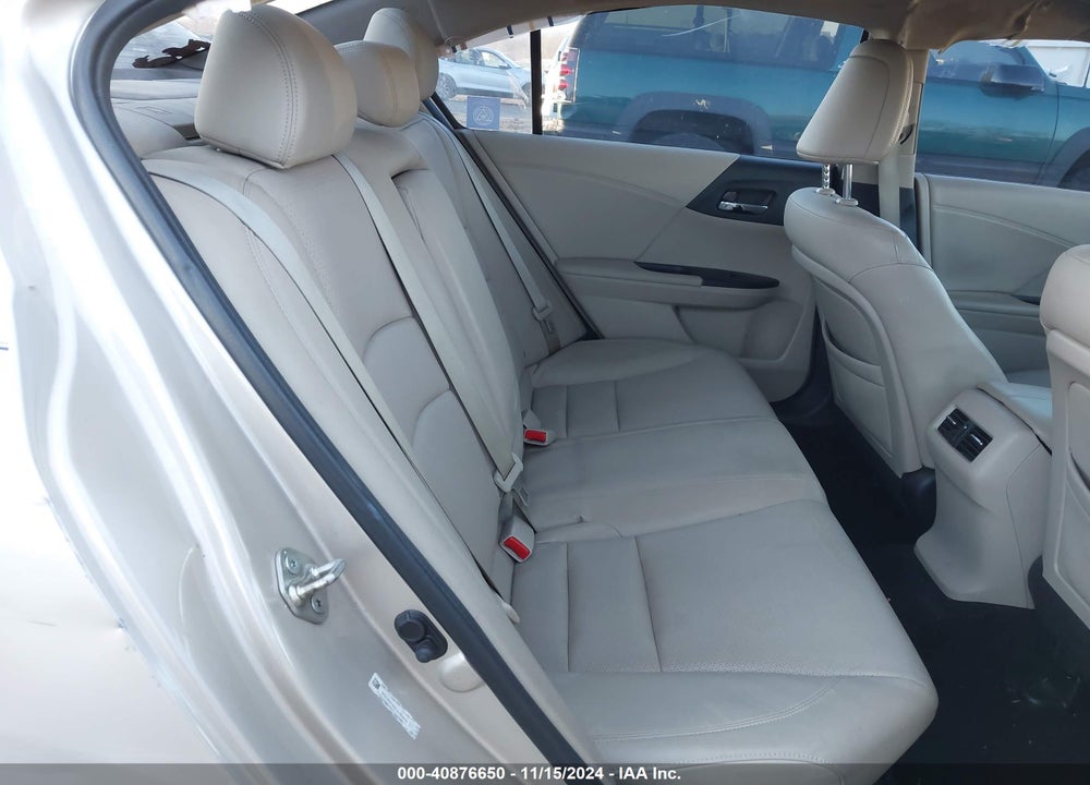 2013 HONDA ACCORD EX-L VIN: 1HGCR2F85DA261590