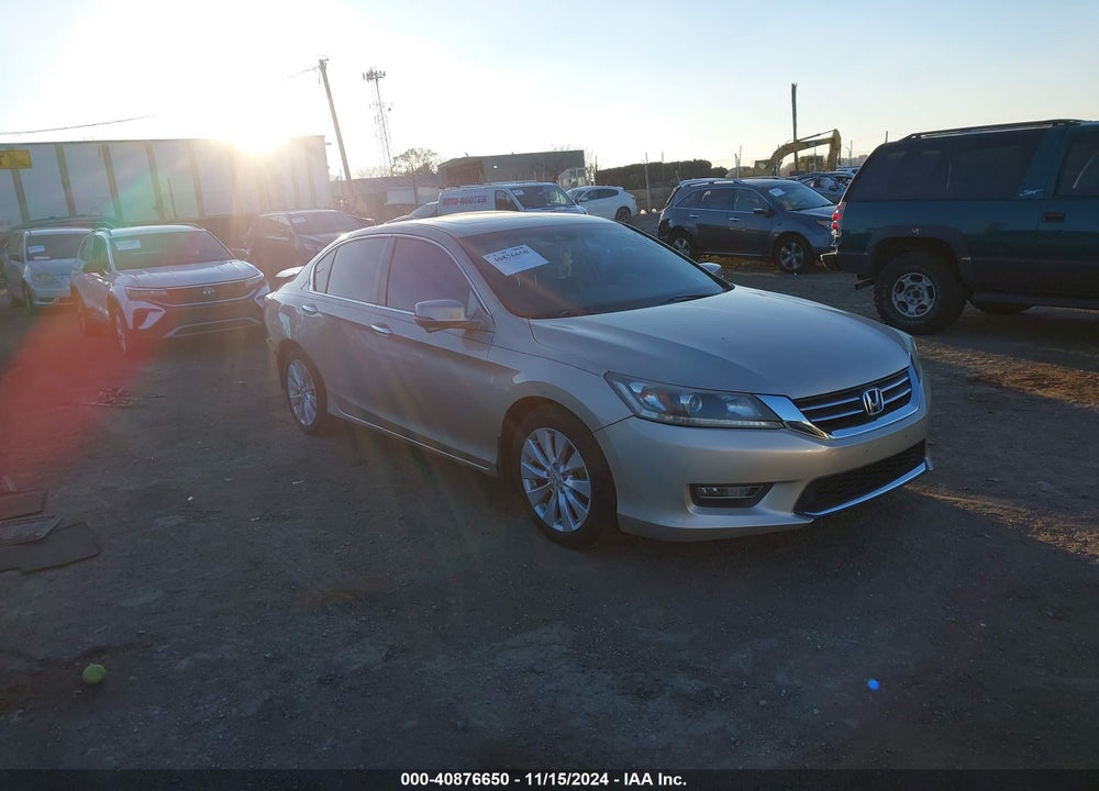 2013 HONDA ACCORD EX-L VIN: 1HGCR2F85DA261590