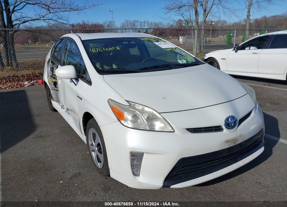 2013 TOYOTA PRIUS TWO VIN: JTDKN3DUXD1634263