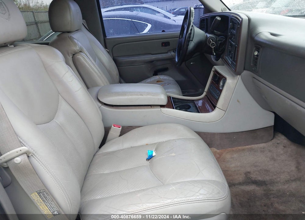 2005 CHEVROLET TAHOE LS VIN: 1GNEC13T15J194989