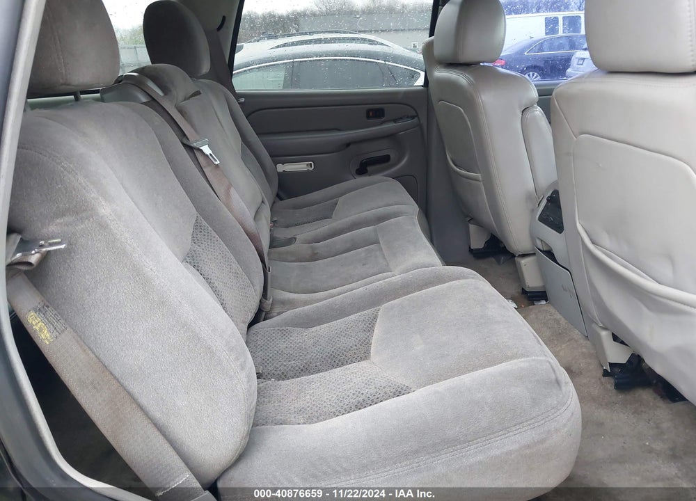 2005 CHEVROLET TAHOE LS VIN: 1GNEC13T15J194989