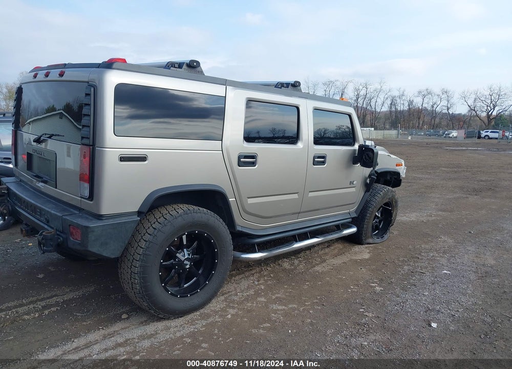 2006 HUMMER H2 SUV VIN: 5GRGN23U76H122082
