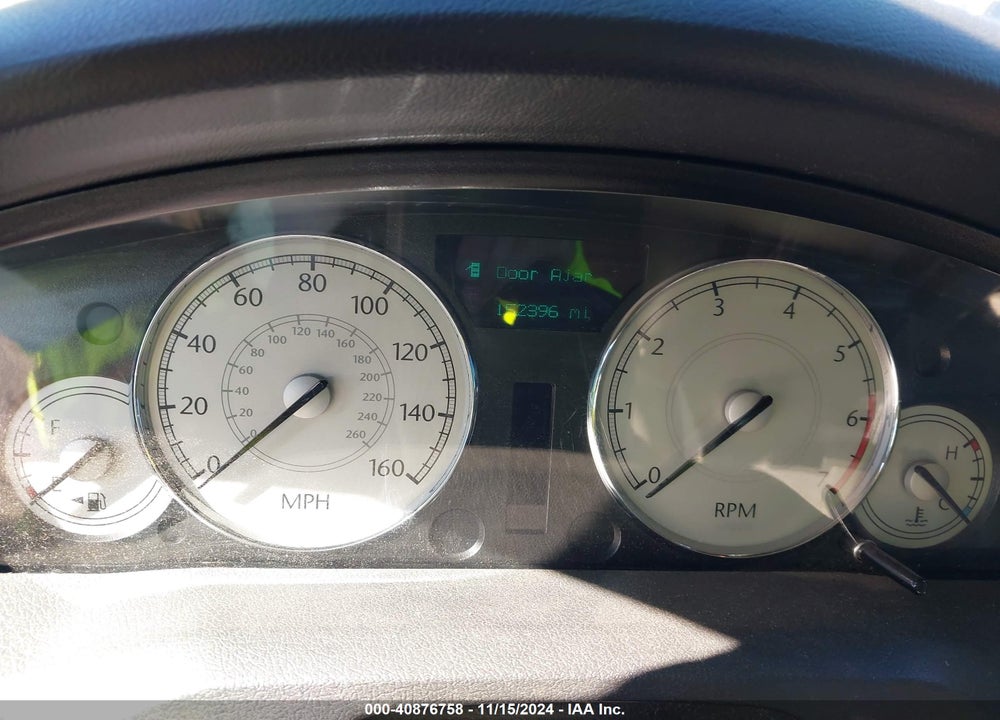 2006 CHRYSLER 300C VIN: 2C3KA63H26H142868