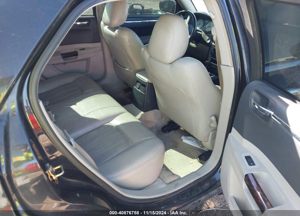 2006 CHRYSLER 300C VIN: 2C3KA63H26H142868