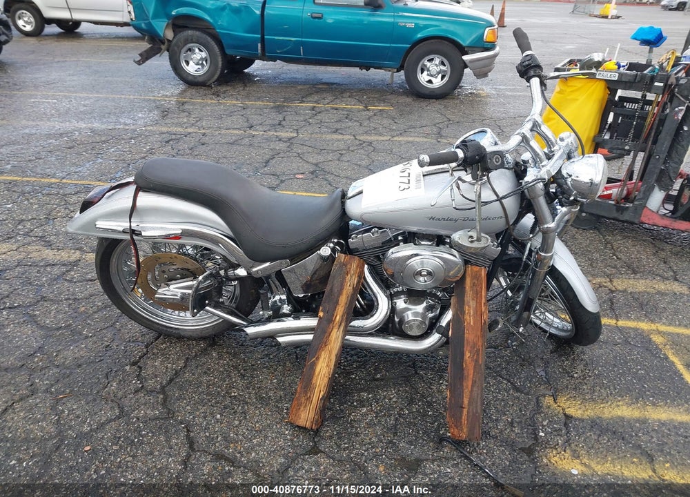 2000 HARLEY-DAVIDSON FXSTD VIN: 1HD1BSY6XYY069079
